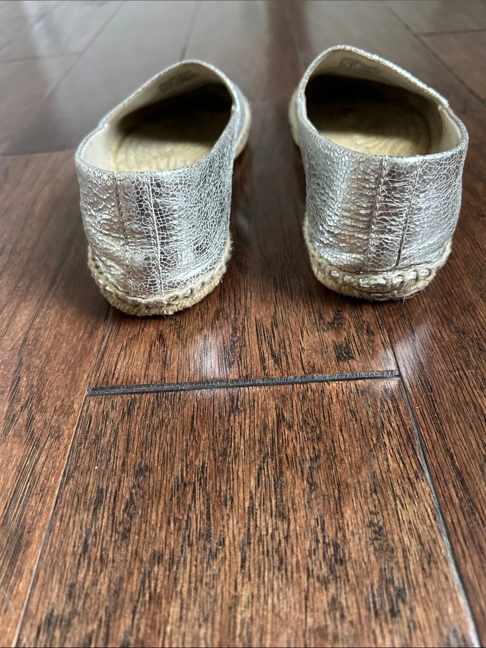 Tory Burch women’s size 9.5 Metallic Espadrille Flats in Silver and Navy